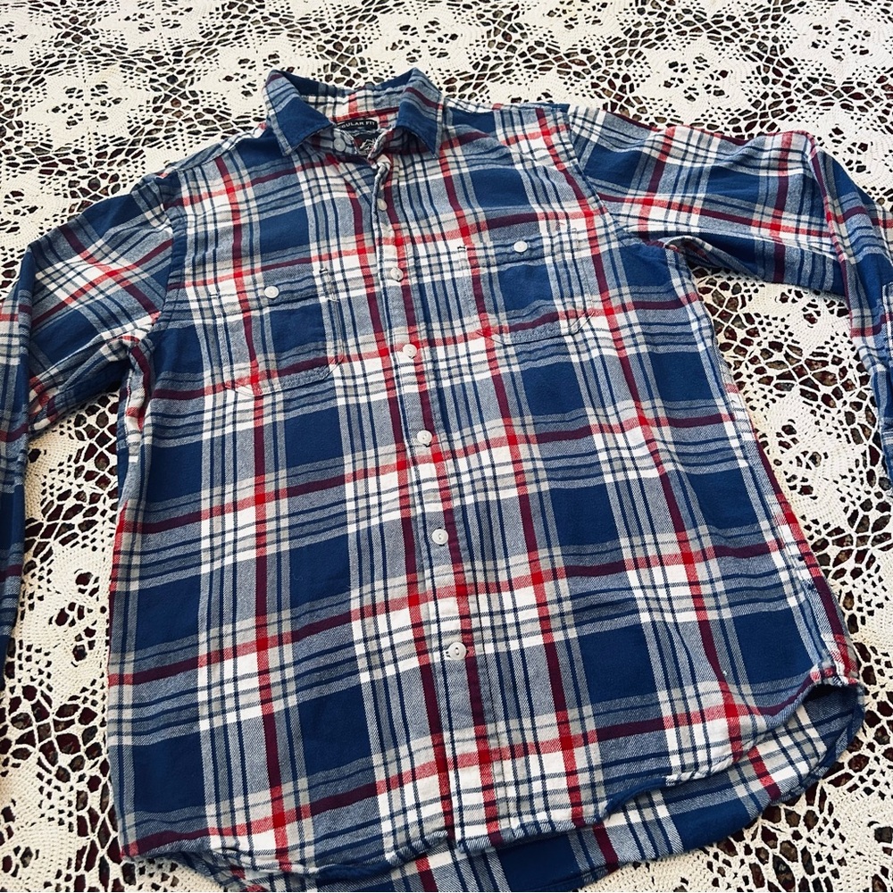 Old Navy vintage inspired Men's Casual Blue and Red Plaid Flannel Shirt